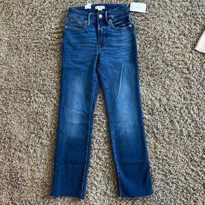 Good American Straight Leg Jeans in Dark Blue Wash